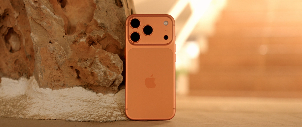 iPhone 17 Pro pół roku później: nadal świetny sprzęt, gdyby nie iOS…
